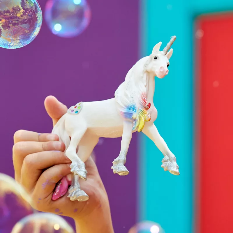 schleich BAYALA Regenbogenliebe Einhorn-Hengst, 5 Jahr(e), Einhorn / Pegasus, Einhörner & Feen, Mehrfarbig, Kunststoff