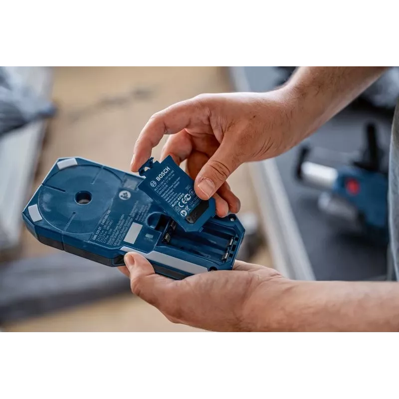 Bosch GMS 120-27 Professional digitaler Multidetektor – Spannungsführende Leitung, Metall, Nichteisenmetall, Holz