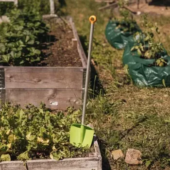 Schaufel Fiskars MyFirst Aluminium-Kunststoff, Kinder-Gartenspaten, grün