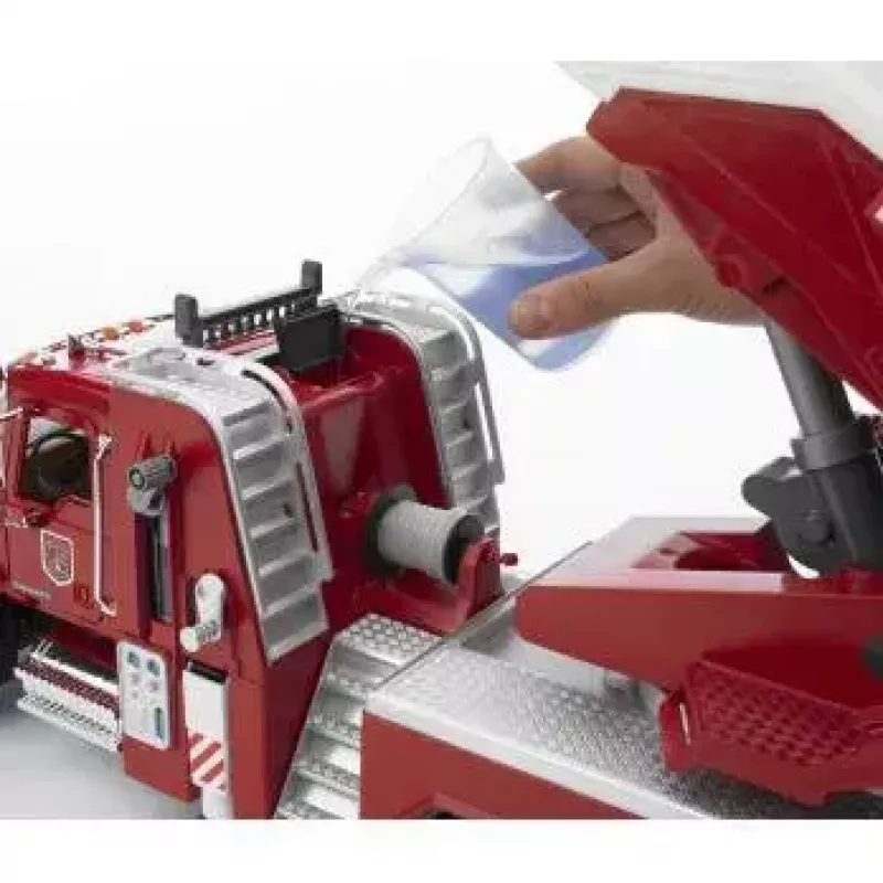 Feuerwehr BRUDER MACK Granite mit Wasserpumpe