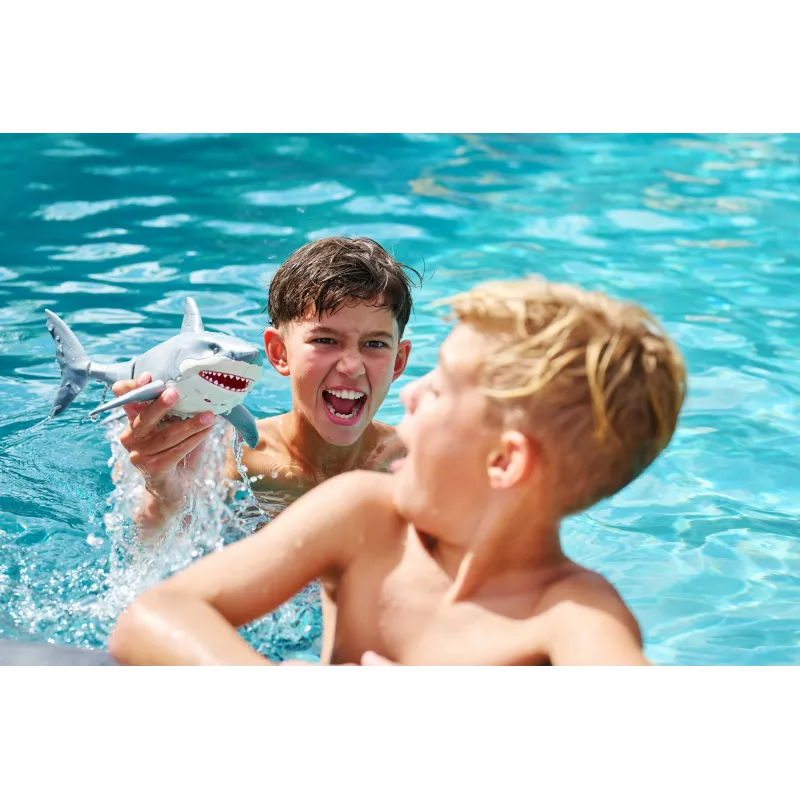 Zuru Robo Alive Großer Weißer Hai 71126 — interaktive batteriebetriebene Figur für das Wasserspiel