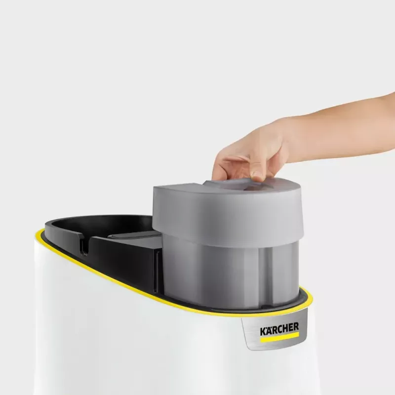 Dampfreiniger Karcher SC 4 Deluxe mit 1,5-Liter-Wassertank und 1500 W Leistung