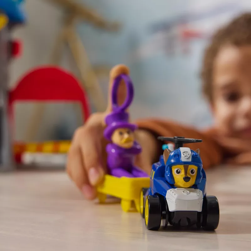 PAW Patrol : Air Rescue, Pup Squad Adventure Bay Airport Playset, mit Chase-Spielzeugauto & Fahrzeugwerfer, Kinderspielzeug für Jungen und Mädchen ab 3 Jahren