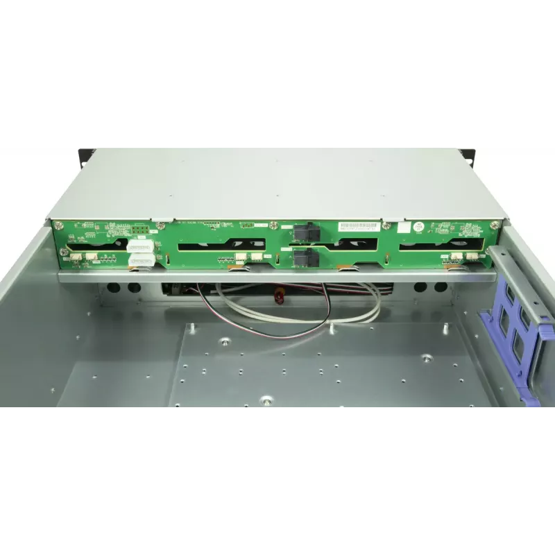 Server-Rack-Gehäuse INTER-TECH IPC 4U-4708 – 4U, Schwarz, unterstützt ATX/PS2-Netzteil, 4x Front 80mm, 2x Rückseite 80mm, 2,5/3,5 Zoll HDD
