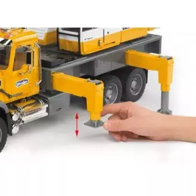 Kran-LKW BRUDER MACK Granite Liebherr