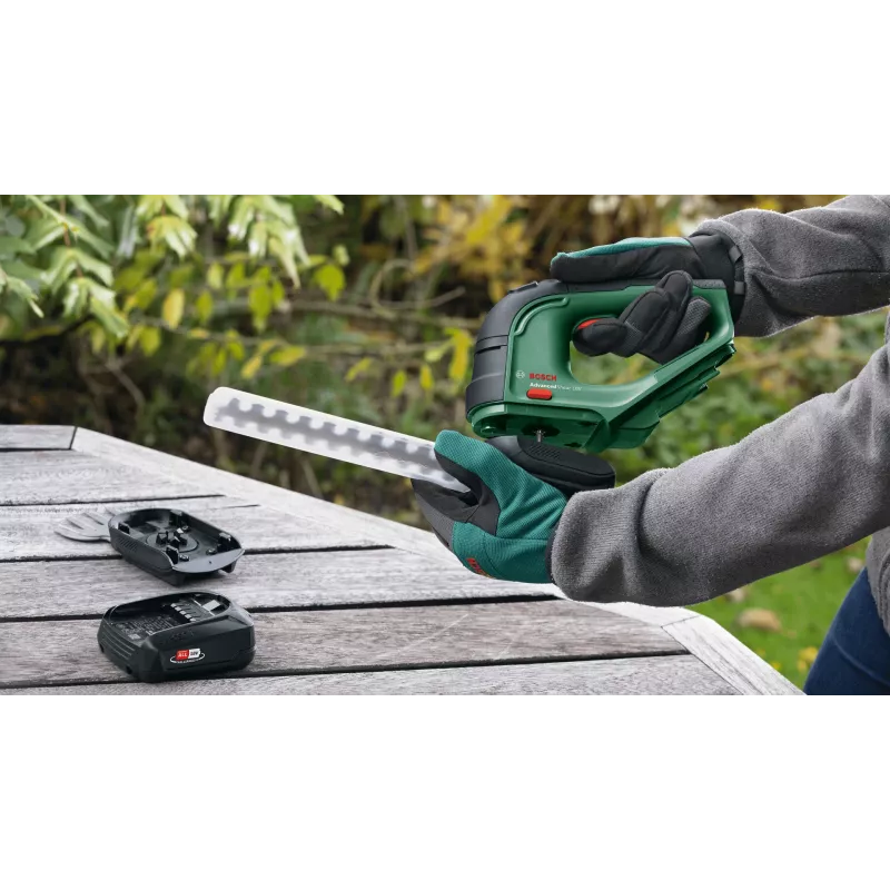 Bosch AdvancedShear 18V-10 Akku-Grasschere 10 cm Lithium-Ionen (Li-Ion) Schwarz, Grün