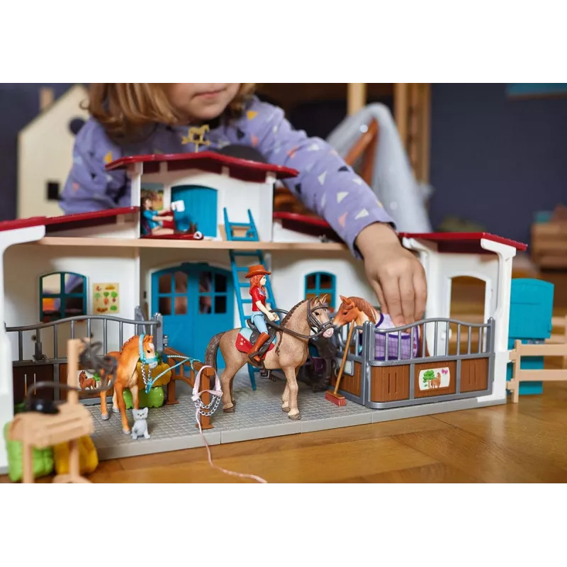 schleich HORSE CLUB Reitzentrum am See, Bauernhof, Pferdestall, Pferde, 5 Jahr(e), Mehrfarbig, Kunststoff
