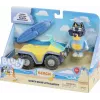 Moose Toys Bluey S9 Figur & Fahrzeug-Set Strand-Quad mit Bandit