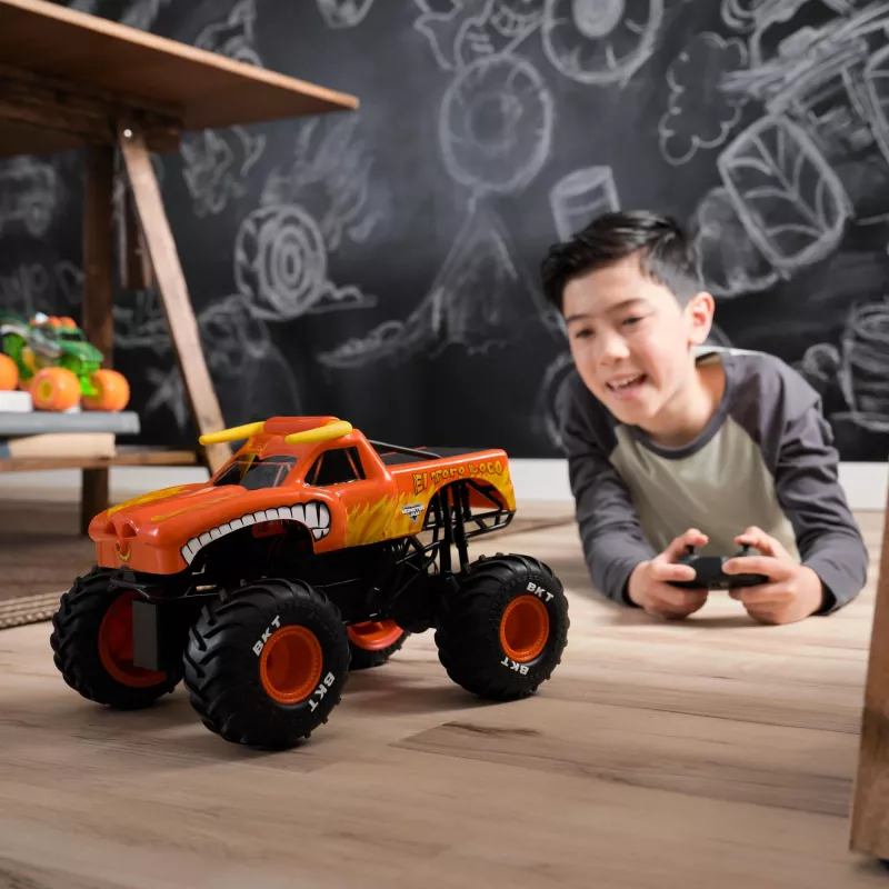 Monster Jam , El Toro Loco RC Monster Truck mit Atomizer-Raucheffekten, Maßstab 1:15, Spielzeug für Jungen und Mädchen ab 3 Jahren