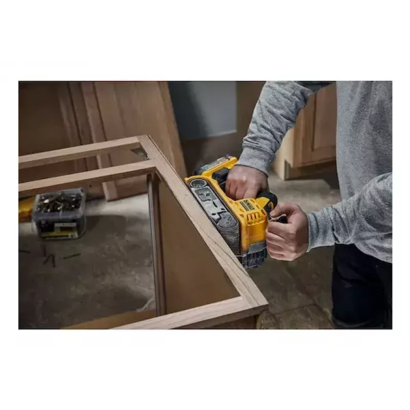 Bandschleifer DeWALT DCW220NT-XJ