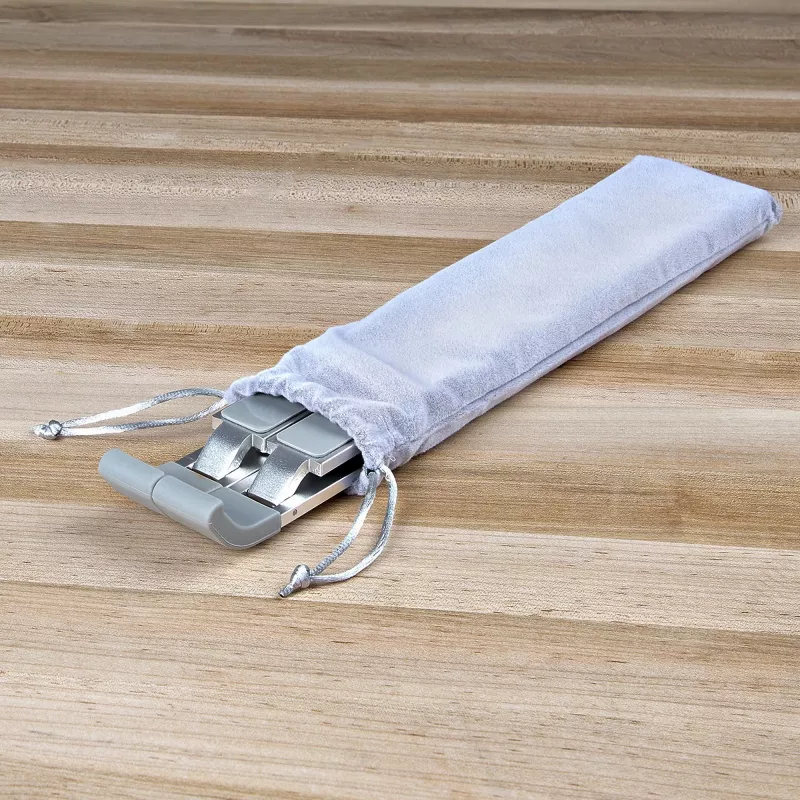 StarTech.com Faltbarer Laptop-Riser-Ständer, tragbarer höhenverstellbarer ergonomischer Laptop-Ständer, belüfteter Aluminiumrahmen trägt 10 kg, neigbar/erhöht/abgewinkelt für Laptop/Tablet, zusammenklappbares Design