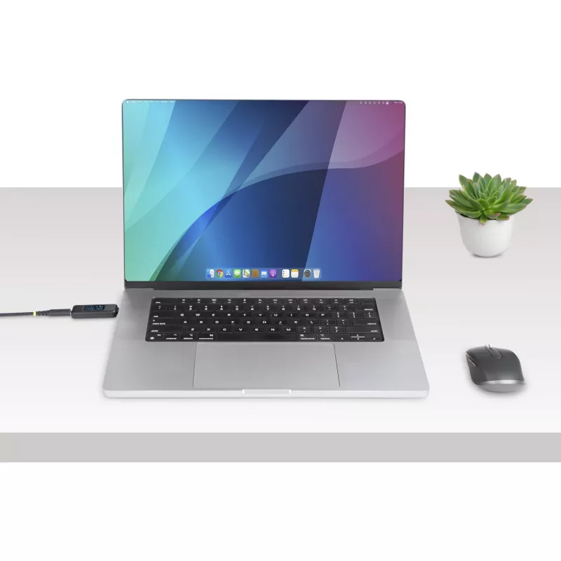 StarTech.com USB-C Power Tester, Digital Multimeter, bidirektionaler Spannungs- und Strommesser, bis zu 240W PD EPR, tragbarer USB-C Kabel- und Port-Leistungsmessgerät-Tester