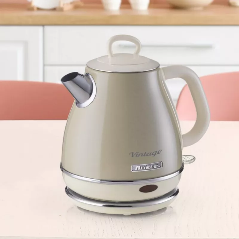 Ariete 2868 Vintage 1 L Design-Elektrokessel aus Edelstahl für Aufgüsse, Tee und Kräutergetränke, Auto-Abschaltsystem, ergonomischer Griff, 1 Liter, 1600 W, Hellbeige