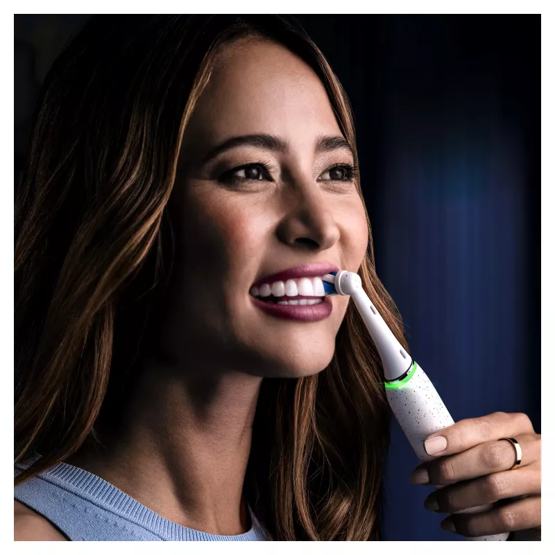 Oral-B iO Series 10 Erwachsene rotierend-oszillierende Zahnbürste Weiß