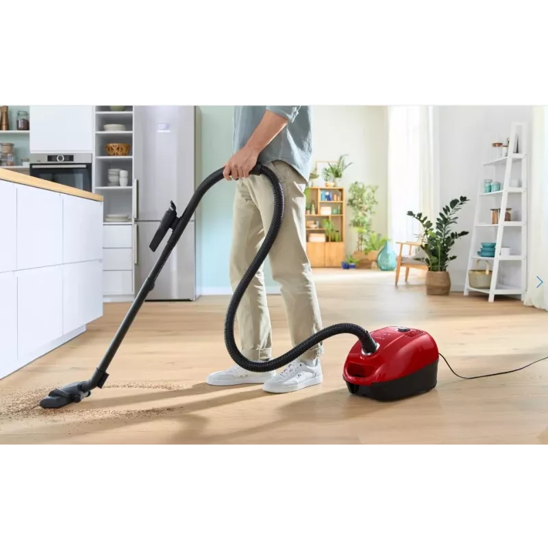 Bodenstaubsauger Bosch Serie 4 BGD38RD1H, 600 W, 4 L Staubbeutel, Trockenreinigung, rot