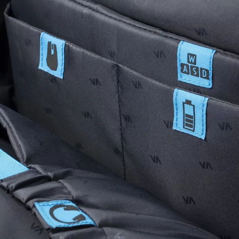 Rivacase 7860 Rucksacktasche für Laptops bis 43,9 cm (17,3 Zoll), Polyester, Schwarz/Blau