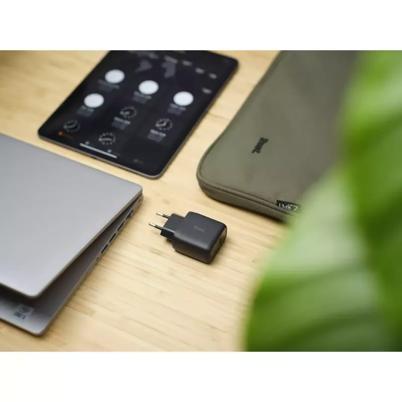 AC-Ladegerät Trust Maxo 45 W Universal Schwarz 100-240 V 20 V USB-C