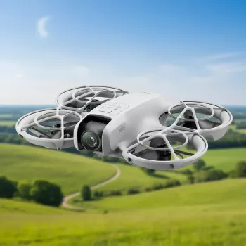 DJI Neo leichte 135g Drohne mit 4K Ultra HD Kamera, bis zu 18 Minuten Flugzeit mit einer Ladung, keine Fernbedienung