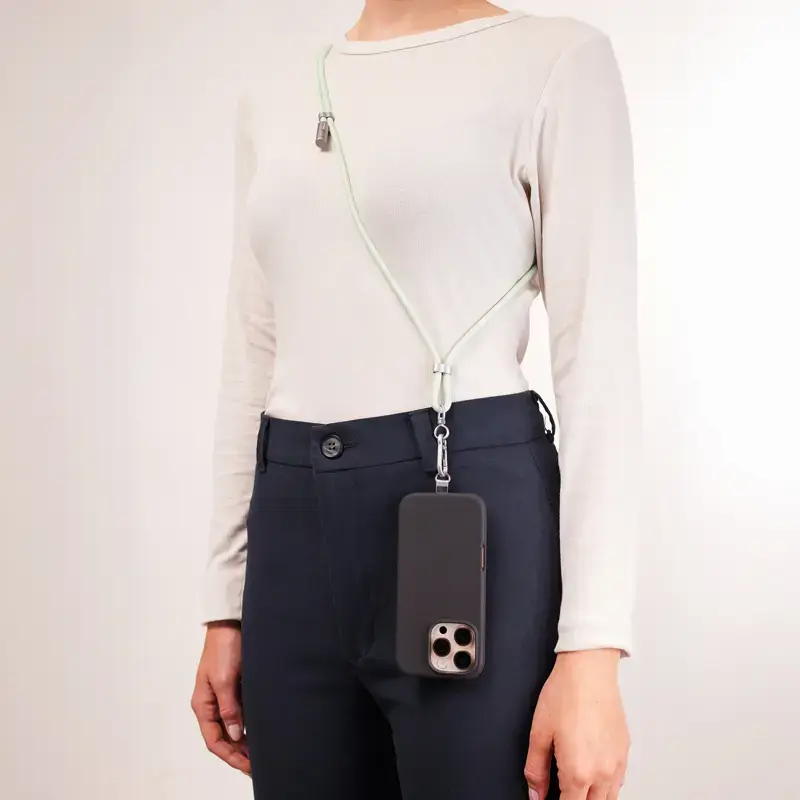 Intenso USB-C Ladeband Handy-Halsband-Kabel 60W Schnellladung verstellbare Länge 1,65m Nylon Grün