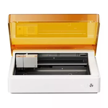 Laser-Graviergerät xTool M1 Ultra 20W Deluxe-Set — 20W Laser, Desktop-Gravierer/Schneider