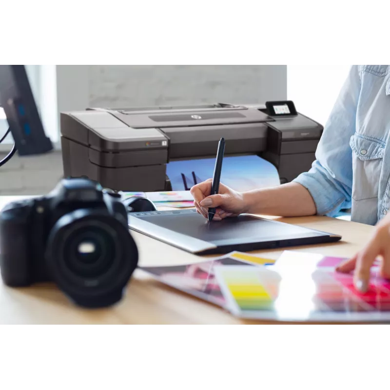 HP Designjet Z9+dr 44-in PostScript Drucker mit V-Trimmer