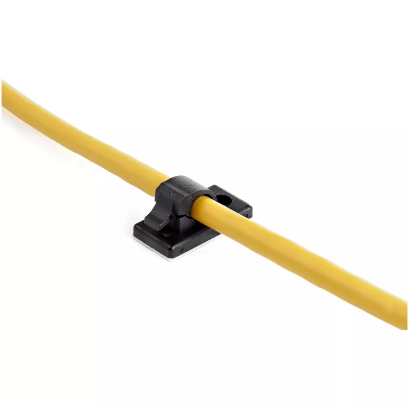 StarTech.com 100 selbstklebende Kabelmanagement-Clips Schwarz – Netzwerk-/Ethernet-/Schreibtisch-/Computer-Kabelorganisator – Klebende Kabel-/Draht-Halter – Nylon-Selbstklebeclip UL/94V-2 brandgeprüft