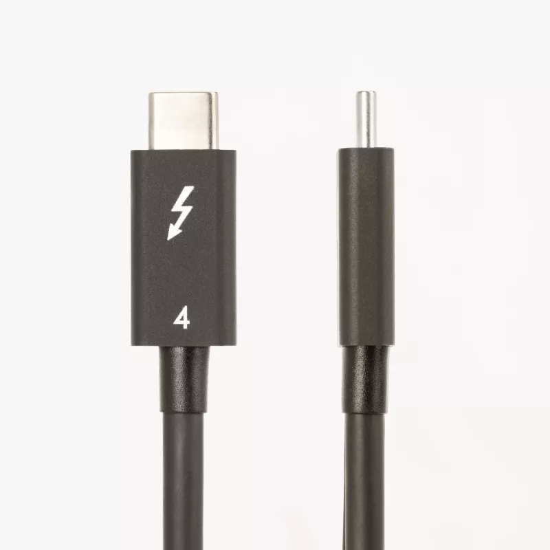 StarTech.com 0,5 m Thunderbolt 4 Kabel – 40 Gbit/s – 100W PD – 4K/8K Video – Intel-zertifiziertes Thunderbolt Kabel – kompatibel mit USB 4/Thunderbolt 3/USB 3.2/USB Typ-C/DisplayPort