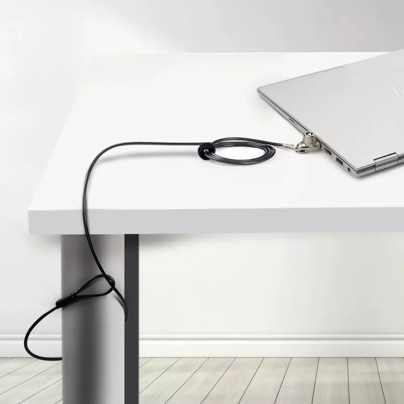 StarTech.com schlank Lock Noble Wedge® Slot kompatibel, 1,5 m Sicherheitskabel, Tisch-Diebstahlschutz für Laptop/Notebook, schnittfestes Stahlkabel, Schlüsselschloss