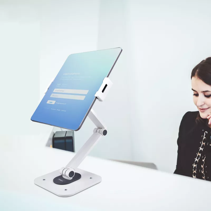 StarTech.com Verstellbarer Tablet-Ständer für Schreibtisch – wandmontierbar – Kapazität 1 kg – Ergonomisch gelenkiger Universal-Tablet-Ständer – Tablet-Halterung für Schreibtisch schwenkbar/drehbar/rotierbar