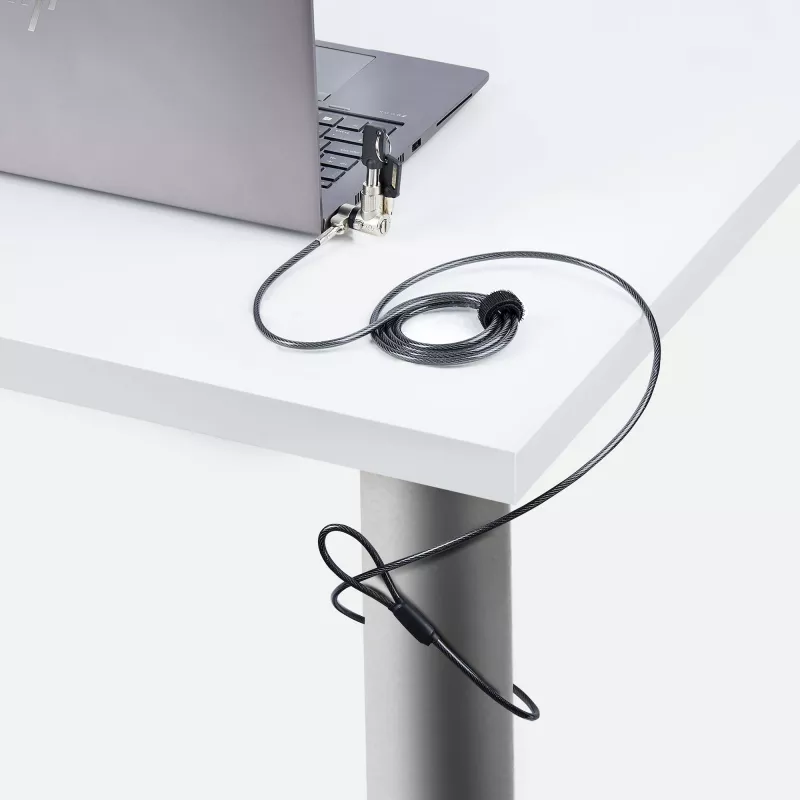 StarTech.com 3-in-1 Universal Laptop Lock 6.6ft (2m), Master Keyed Locking Kabel, Computer Security, Kompatibel w/Noble Wedge®/Nano/K-Slot; Anti-Theft Cut-Resistant Kabel