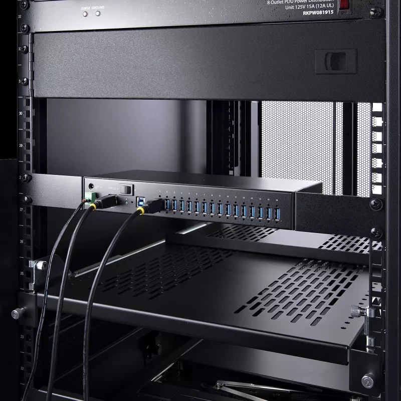 StarTech.com 16-Port Industrial USB 3.0 Hub 5Gbps, Metall, DIN-/Oberflächen-/Rack-Montage, ESD-Schutz, Klemmenblock-Stromversorgung, bis zu 120 W gemeinsame USB-Ladung, Dual-Host-Hub/Switch