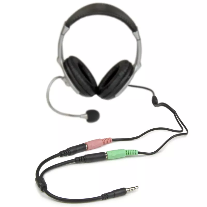 StarTech.com Headset-Adapter für Headsets mit getrennten Kopfhörer-/Mikrofonsteckern – 3,5 mm 4-polig auf 2x 3-polig 3,5 mm Stecker/Buchse