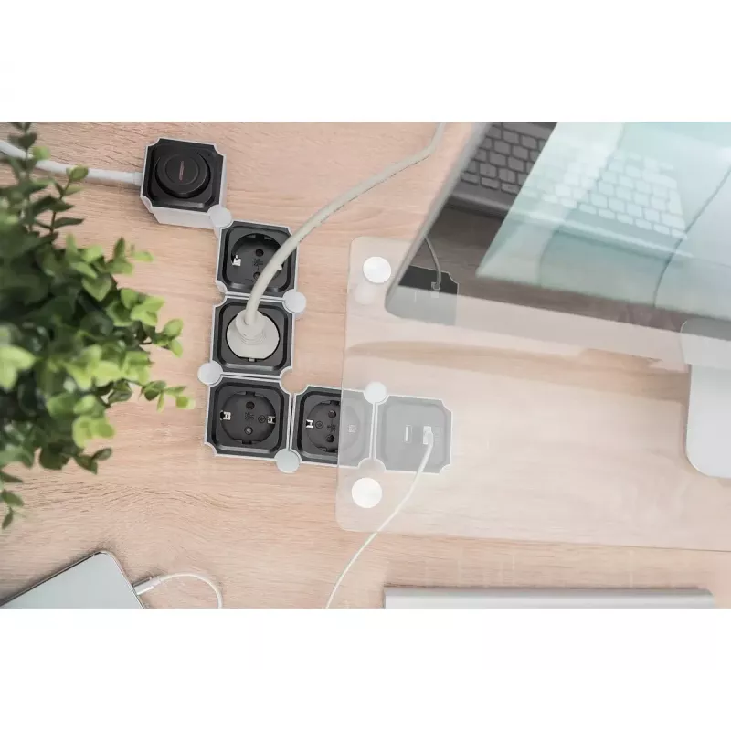 Power Strip Digitus Flexible 4-fach mit 2 USB-Ports & Schalter