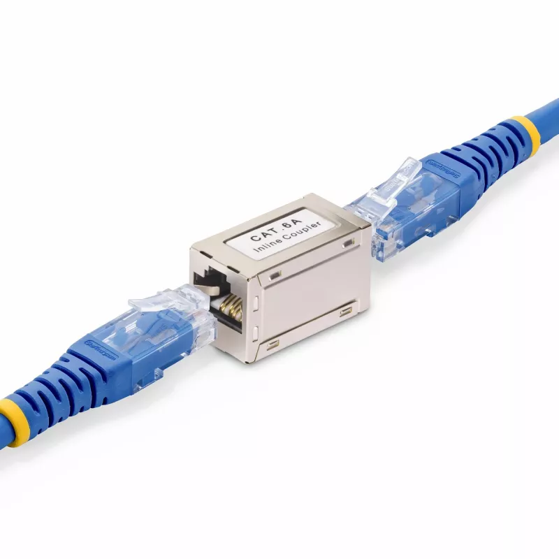 StarTech.com Geschirmter RJ45-Koppler, Inline-Cat6a-Koppler, Buchse auf Buchse (F/F), T568B-Pinbelegung, geschirmte Ethernet-Kabelverlängerung