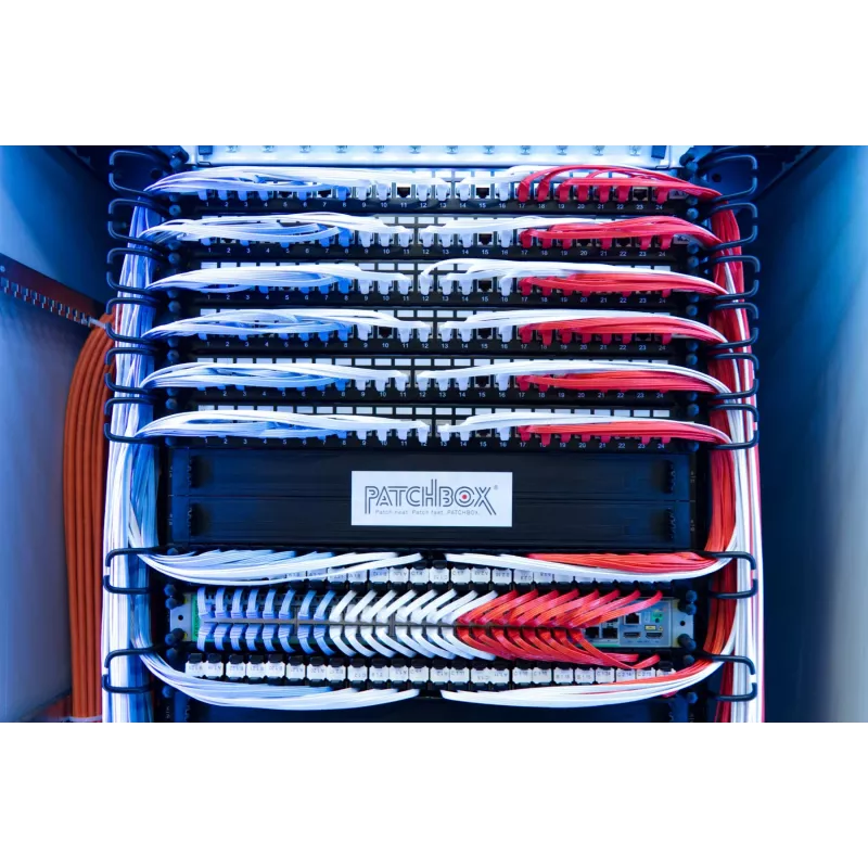PATCHBOX PBCX8K Kabelorganizer Rack Kabelhalter Schwarz 4 Stück