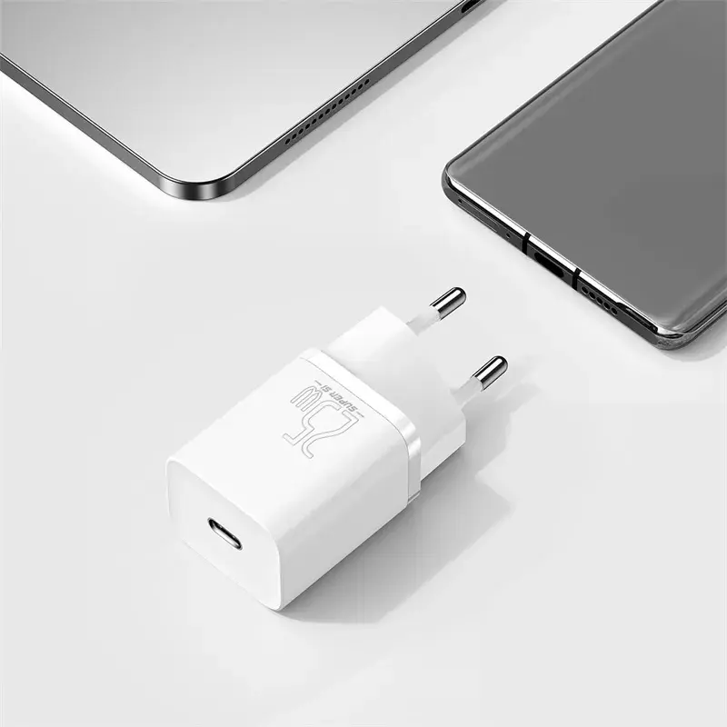 Baseus Super Si Indoor-Ladegerät Weiß Schnellladung 12V 1xUSB-C