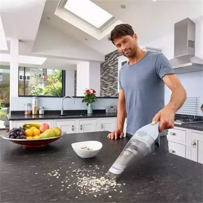 Handheld-Staubsauger Schwarz & Decker NVC215W