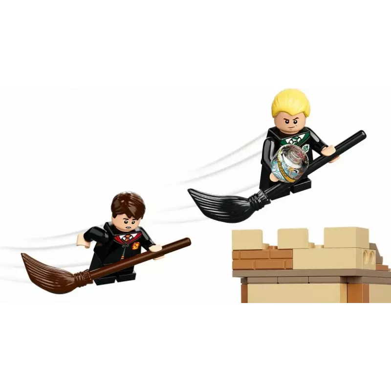 LEGO Harry Potter Set Hogwarts Erste Flugstunde 76395 mit Harry und Draco Minifiguren