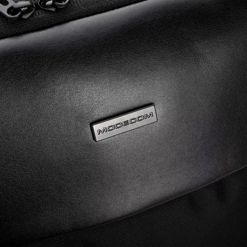 Laptoptasche MODECOM Active 15 PLE‑MC‑ACTIVE‑15 für 15,6-Zoll-Laptops, 8GB RAM (Etikett) — Öko-Leder, schwarz, Reißverschluss, USB-Anschluss