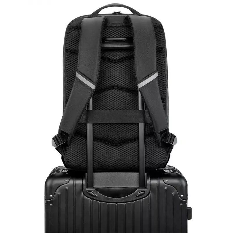 Laptoptasche MODECOM Active 15 PLE‑MC‑ACTIVE‑15 für 15,6-Zoll-Laptops, 8GB RAM (Etikett) — Öko-Leder, schwarz, Reißverschluss, USB-Anschluss