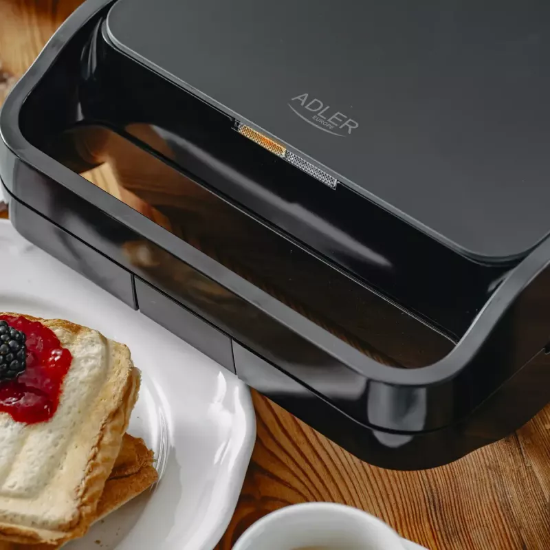 Sandwichmaker 2-in-1 Adler AD 3070b — 850 W, 2 Platten, schwarz