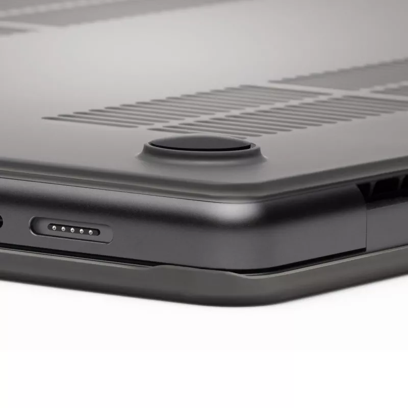 Hardshell Case Zagg für MacBook Pro 14 M3/M2/M1 — Smoke-Finish, aufsteckbare Schutzhülle