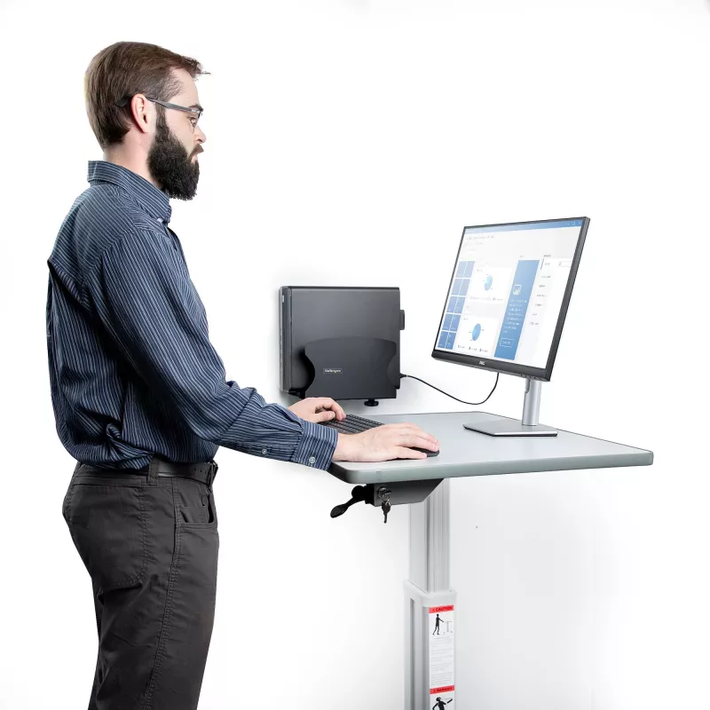 StarTech.com PC-Wandhalterung, unterstützt Desktop-Computer bis zu 18 kg, werkzeuglose Verstellung 50–200 mm, robuste Wandhalterung/Ablage für PC-Gehäuse/Tower