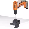 StarTech.com Dreifach-Monitor-Tischhalterung für bis zu drei 27-Zoll-Bildschirme, VESA 75x75/100x100, werkzeuglose Armeinstellung, C-Klemmen-/Tülsenmontage, federunterstützte Arme