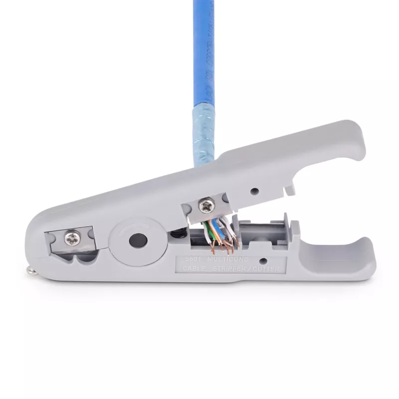 StarTech.com Netzwerkkabel-Abisolierer und -Schneider, professioneller Abisolierer für UTP/FTP/STP/Coax-Kabel, rotierendes Abisolier- und Schneidwerkzeug