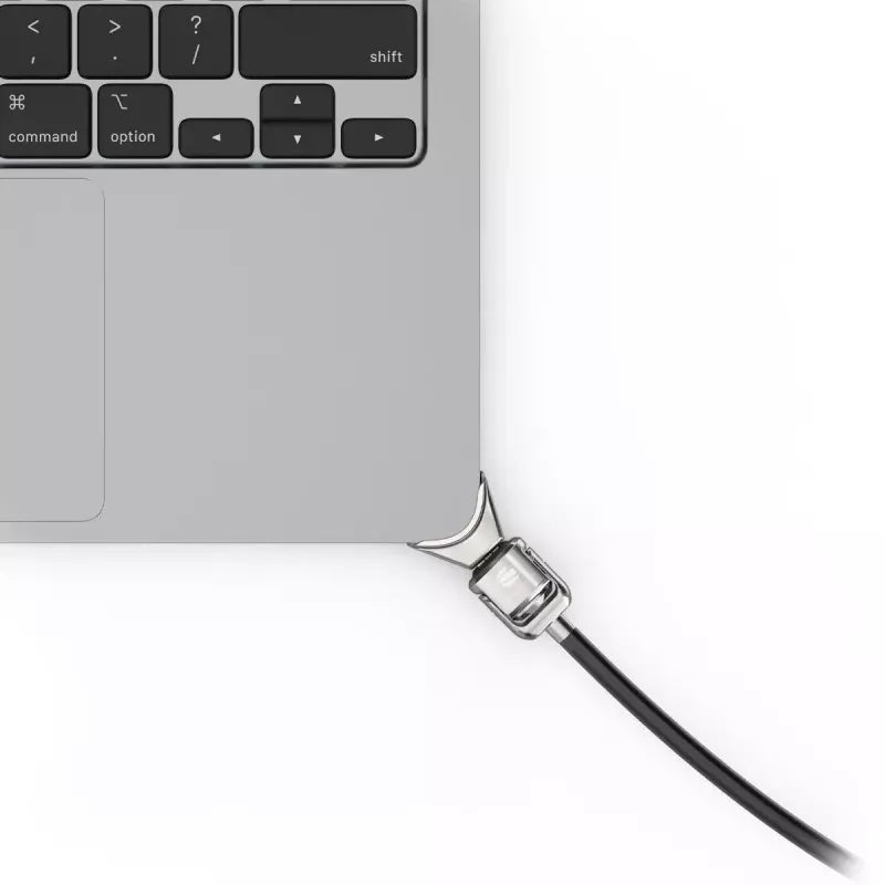 Compulocks Ledge Adapter für MacBook Air 15 Zoll M2 M3 mit Schlüsselkabelschloss Silber