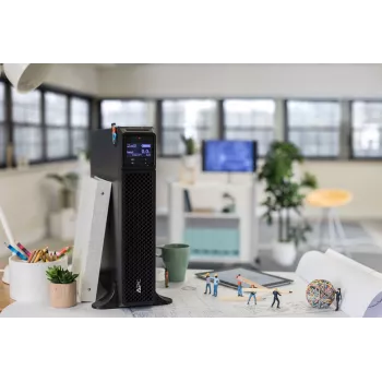 APC Smart-UPS On-Line, 3kVA, Tower, 208V/230V, 6x C13+2x C19 IEC outlets, SmartSlot, Extended runtime, W/O rail kit