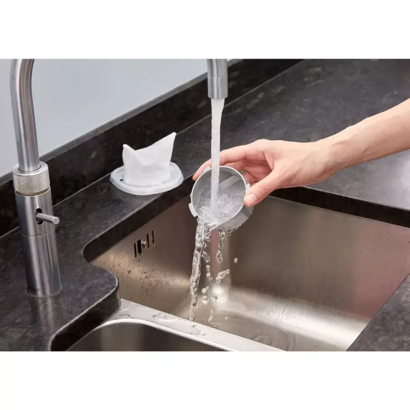 Handstaubsauger Schwarz & Decker NVC115JL-QW, beutellos, 0,325 L, 3,6 V Li-Ion 1,5 Ah, 9 Min. Laufzeit, 529 g
