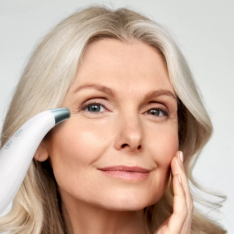 HoMedics MD-1000-EU2 Hautpflegegerät Hautvakuum-Mikrodermabrasion Weiß