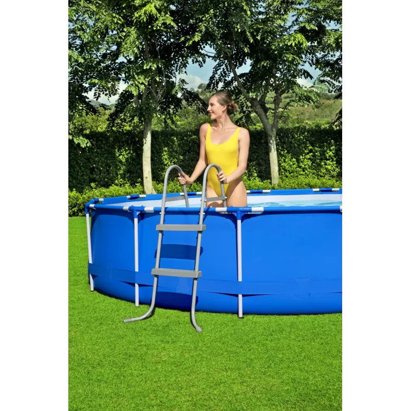 Rahmenpool Bestway Steel Pro 13' x 33 Zoll/3,96 m x 84 cm Fassungsvermögen 8680 L